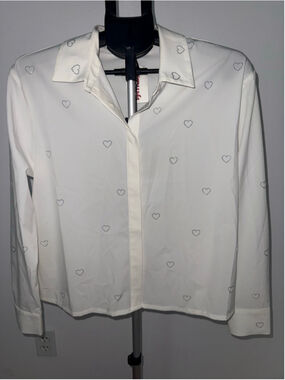 ✨ NWT Modern Works Rhinestone Heart Button Down Blouse ✨